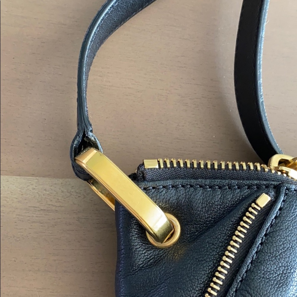 Marc Jacobs black leather crossbody w/studs - Picture 3 of 14
